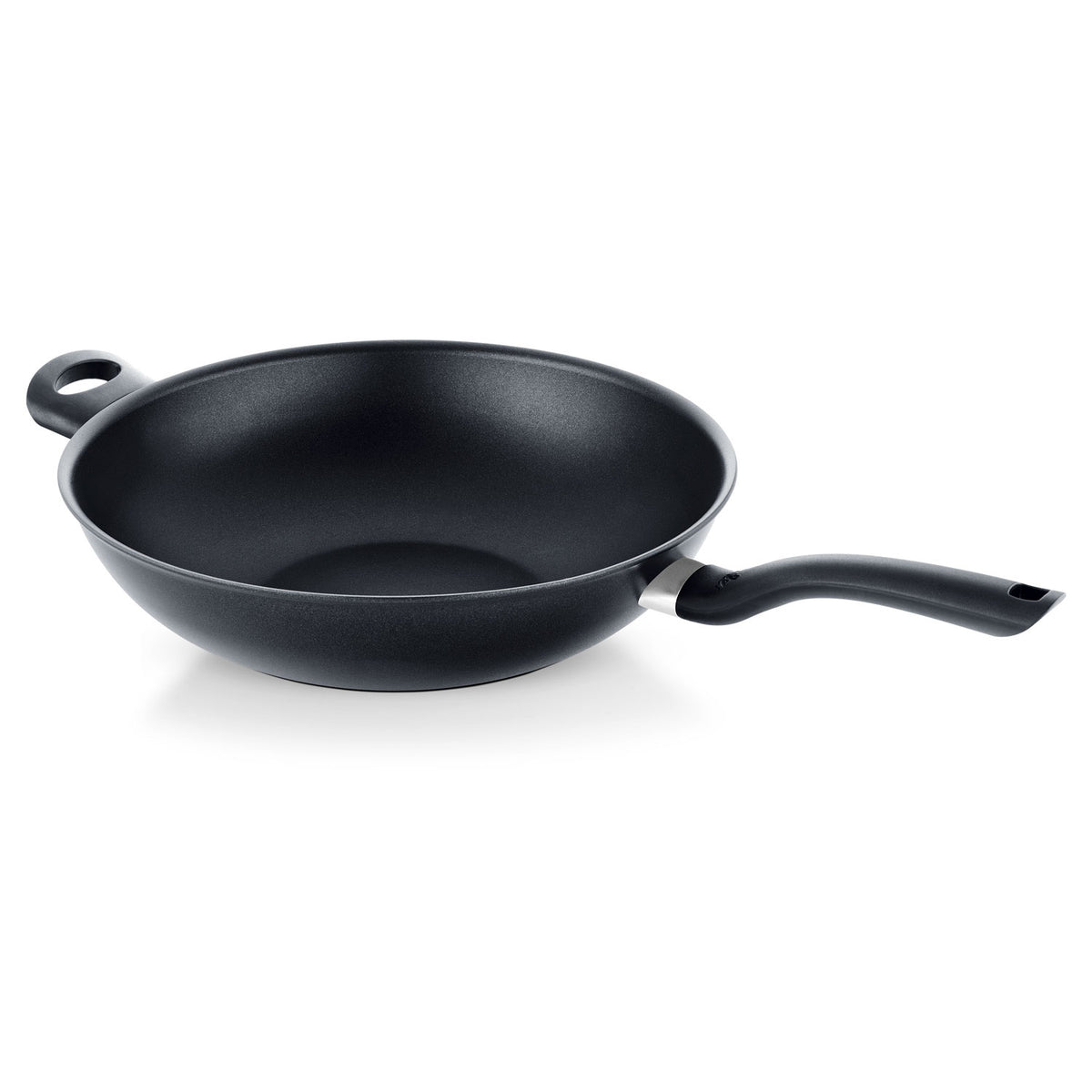 Fissler Cenit® Wok 32 cm, no induction, non-stick coating, ergonomic handles, timeless design on a white background.