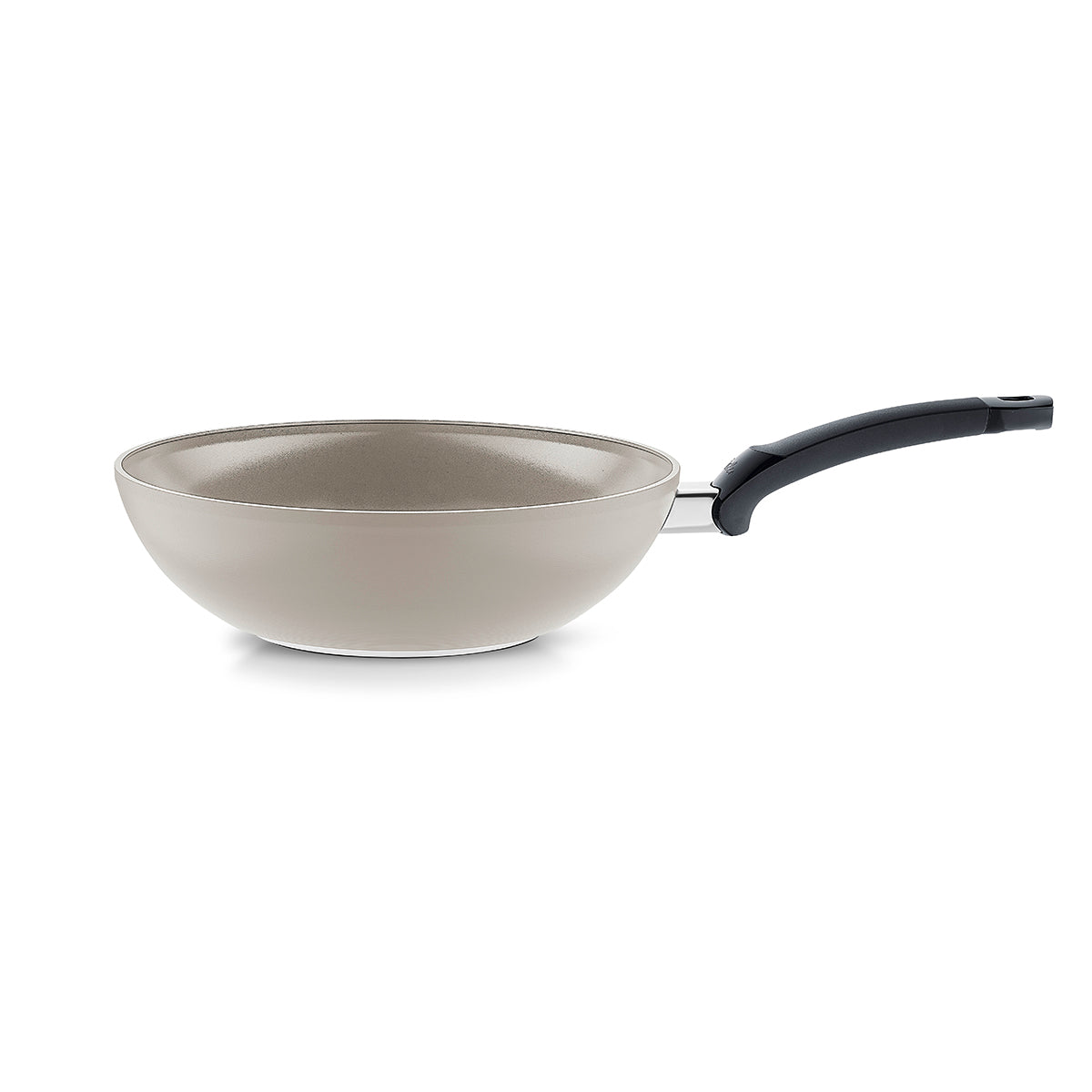 The Fissler Ceratal® Wok Pan, PTFE-free with ceramic coating and slim handle, embodies German quality and innovation.